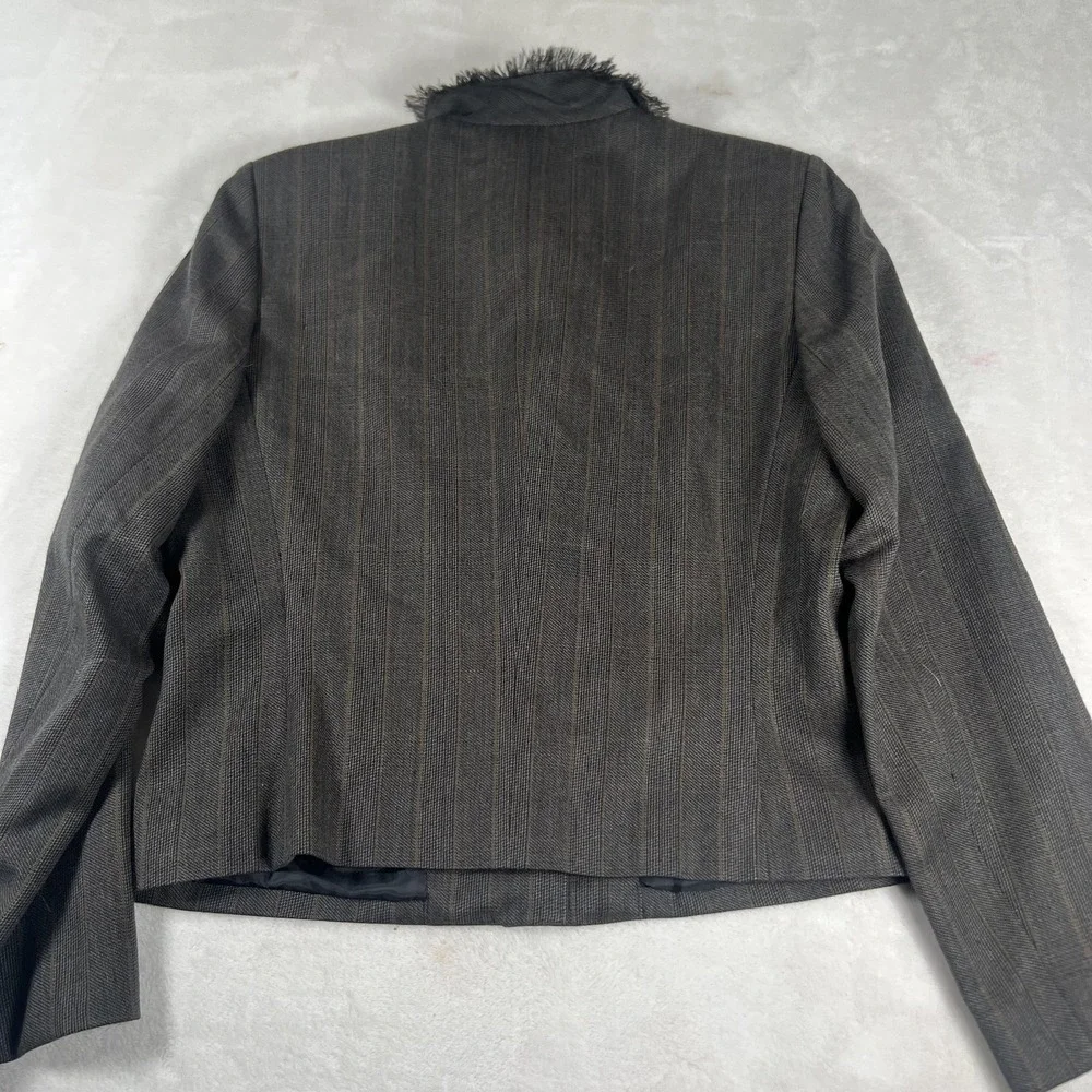 Harve Benard Sport Blazer Womens 10‎ Gray Wool Pinstripe Fringe Collar Jacket
